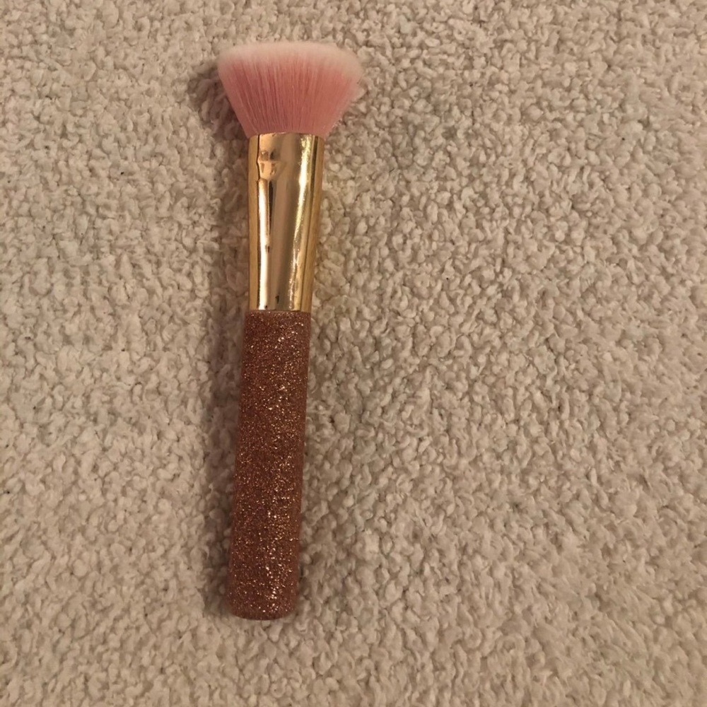 Tarte Glitter Handle Makeup Brush with Pink Bristles